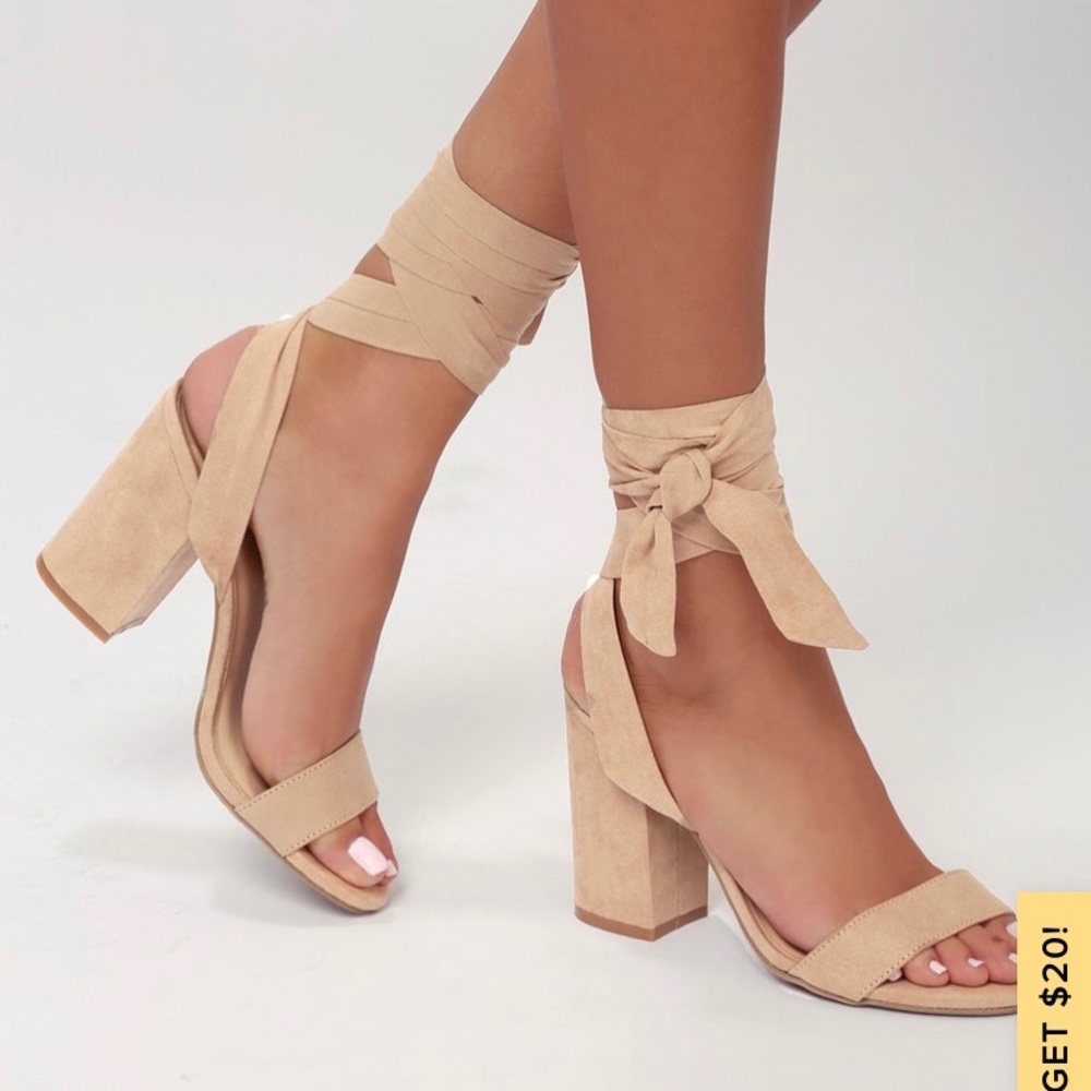 Lulus Natural Suede heel